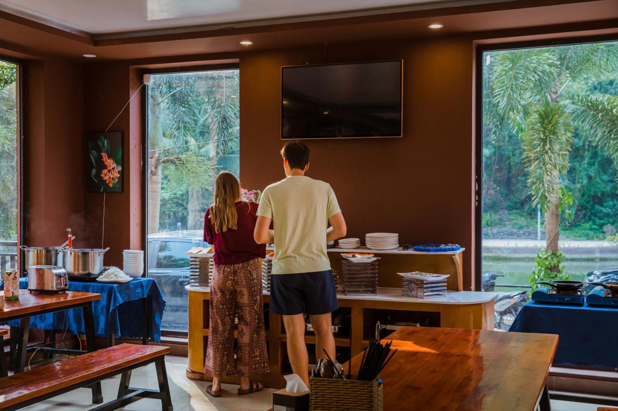 Catba Backpackers Hostel & Pool Bar Chan Chau Zewnętrze zdjęcie